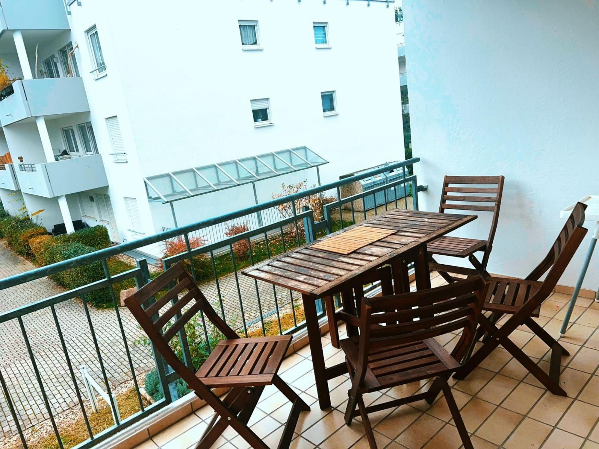 Apartment An Der Uni Mit Tiefgarage Und Loggia ライプツィヒ エクステリア 写真